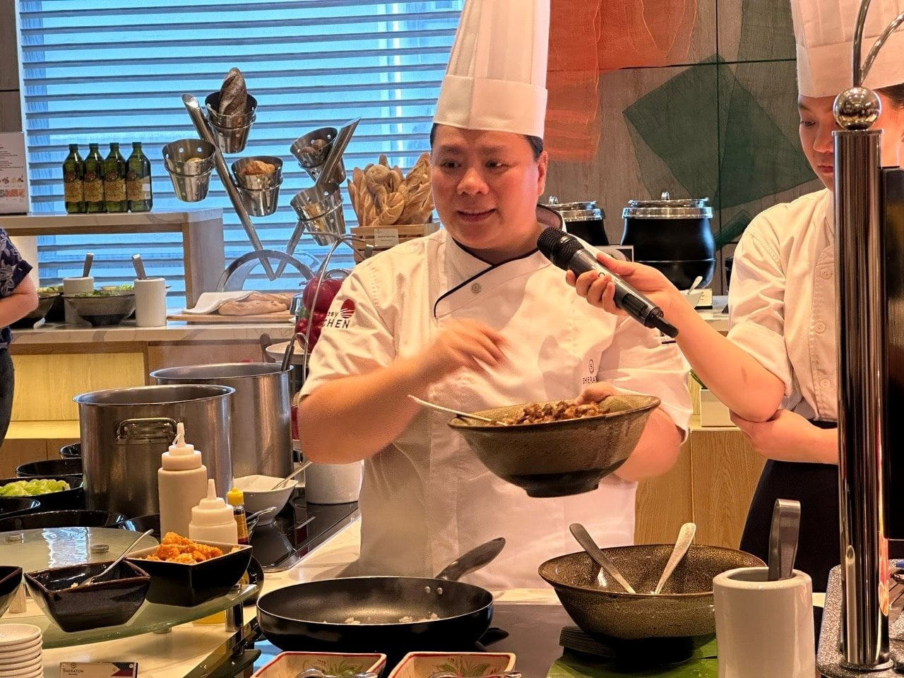 Trải nghiệm ẩm thực Philippines tại Hà Nội