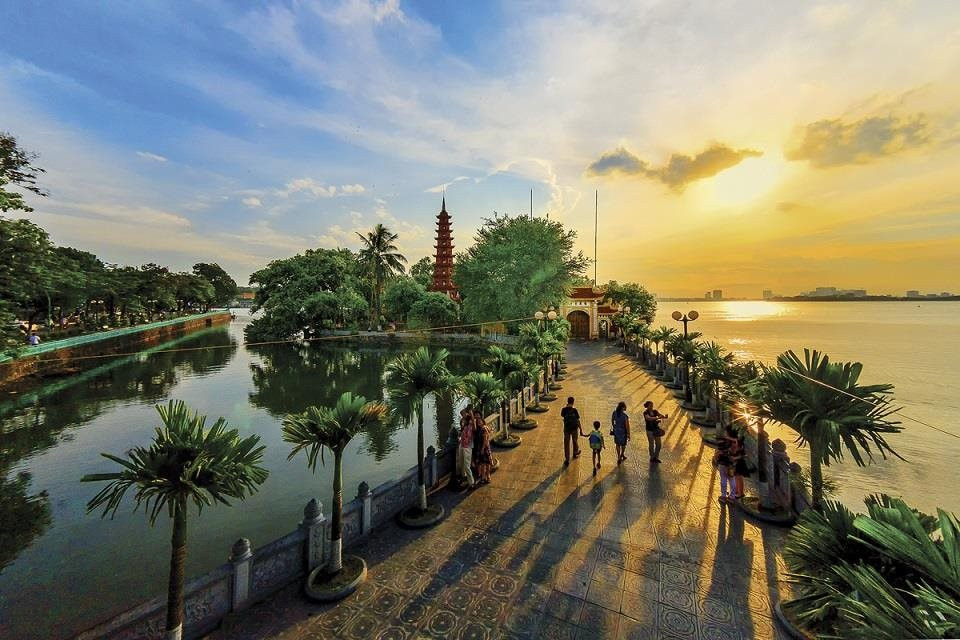 sự kiện Văn hóa Văn học - Nghệ thuật Thăng Long - Hà Nội Podcast Sân khấu - Điện ảnh Mỹ thuật - Nhiếp ảnh Cuộc thi viết Hà Nội & Tôi Trang chủ Du lịch - Ẩm thực Du lịch bốn phương Công nhận khu du lịch cấp thành phố đối với Khu du lịch Hồ Tây và vùng phụ 