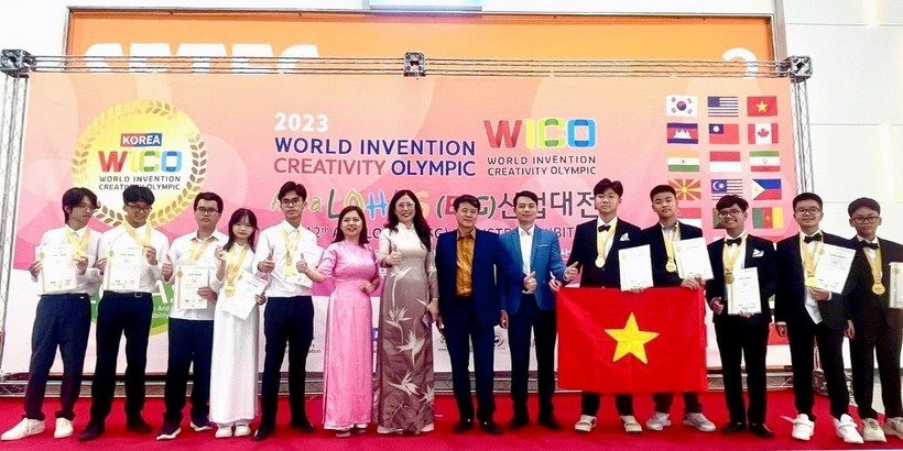 Học sinh tỉnh Hoà Bình giành 2 HCV tại cuộc thi Olympic Phát minh và Sáng chế thế giới