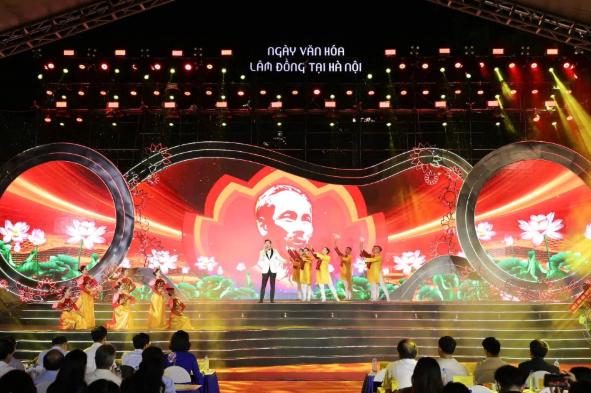 Chương trình nghệ thuật "Một thoáng Lâm Đồng" tại Hà Nội
