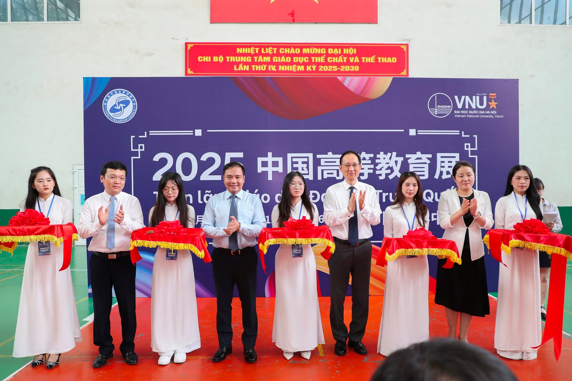 Triển lãm thúc đẩy hợp tác giáo dục Đại học Việt Nam - Trung Quốc